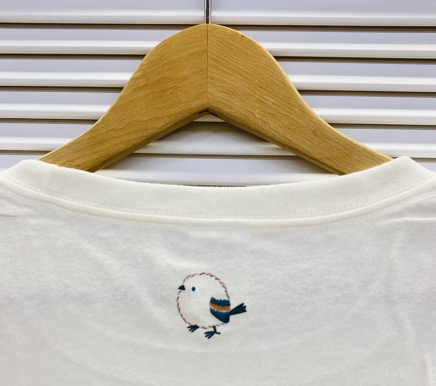 レディースTシャツ ブルーベリーの花とシマエナガ 受注製作 送料無料 クーポン利用不可