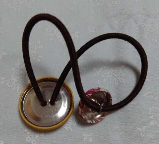 くるみボタンゴム 文鳥 - 小鳥雑貨専門のお店 スウィート・バーディー・ブティック