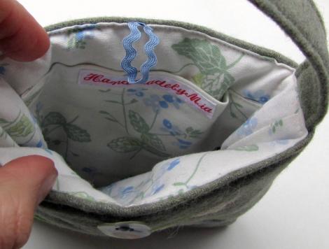 羊毛フェルトバッグ 猫とお花 A - 小鳥雑貨専門のお店 スウィート・バーディー・ブティック