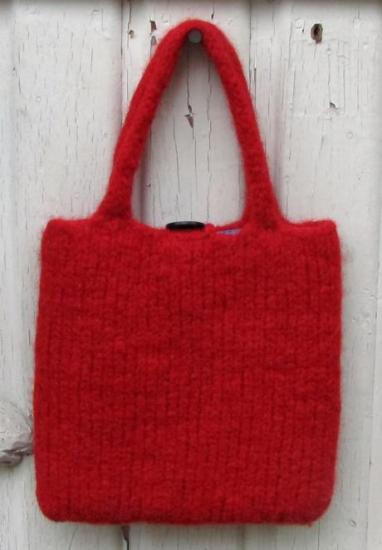 羊毛フェルトバッグ 小鳥とお友達コレクション ネコちゃんと一緒 A - 小鳥雑貨専門のお店 スウィート・バーディー・ブティック