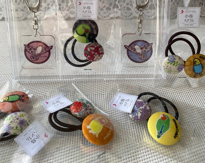 ことりくるみボタンゴムB・セキセイインコ・黄色×緑