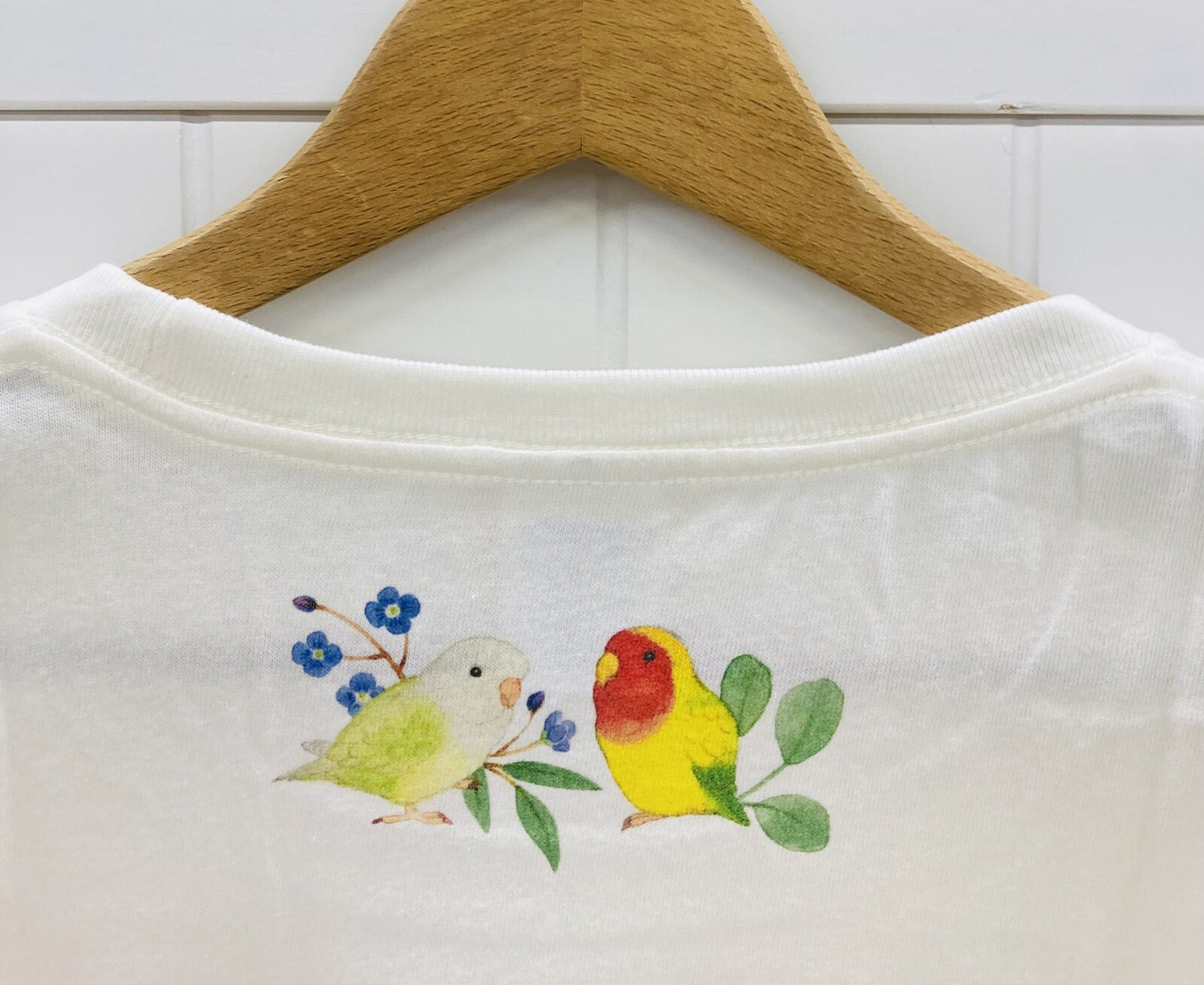 レディースTシャツ　コザクラインコだけのリース　受注製作　送料無料　クーポン利用不可