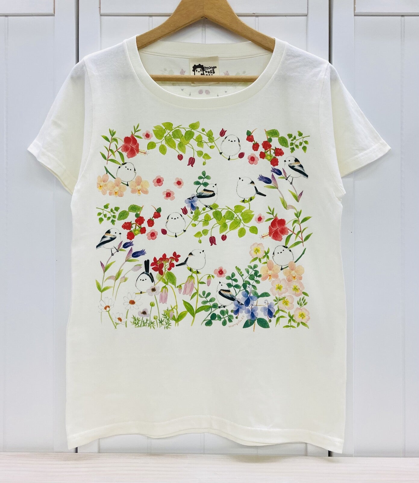 レディースTシャツ　花とシマエナガ　受注製作　送料無料　クーポン利用不可