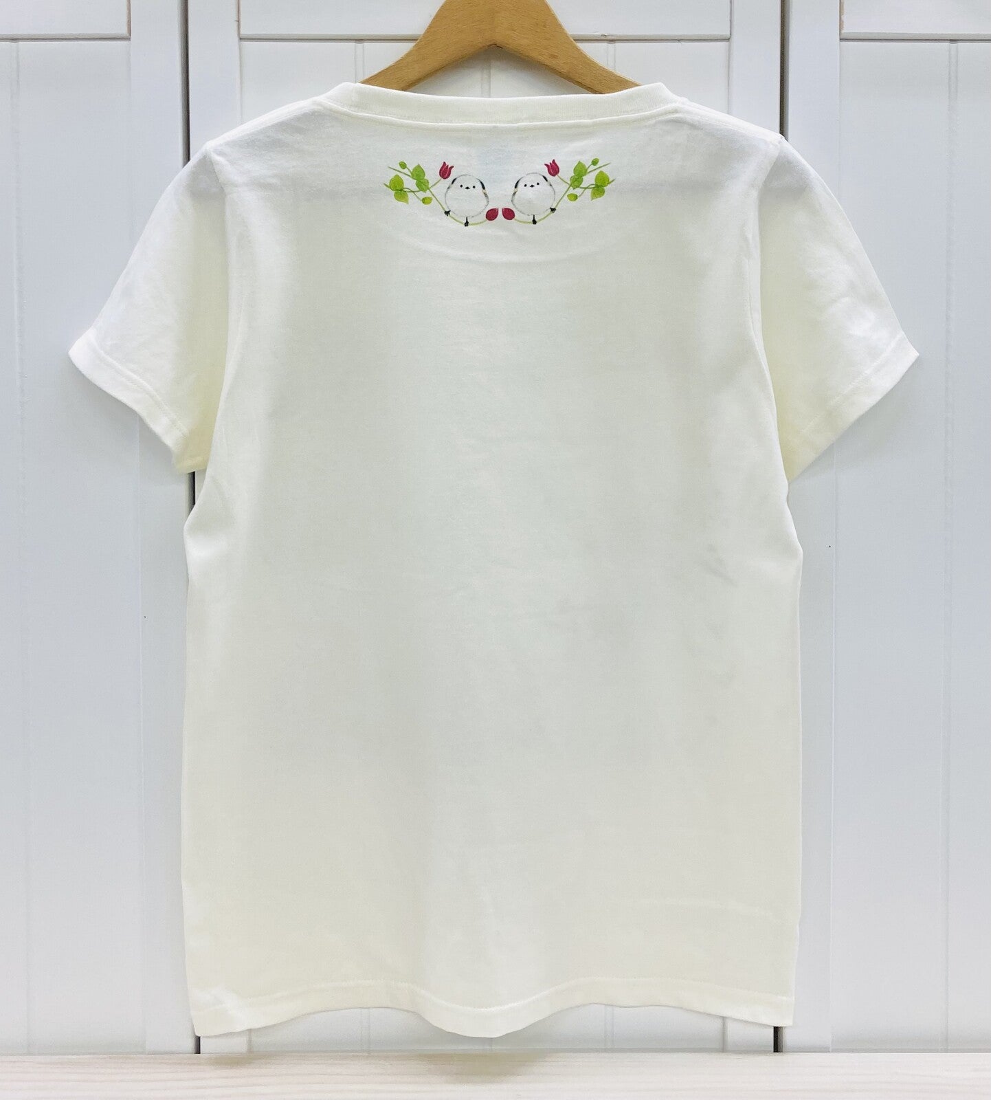 レディースTシャツ　花とシマエナガ　受注製作　送料無料　クーポン利用不可