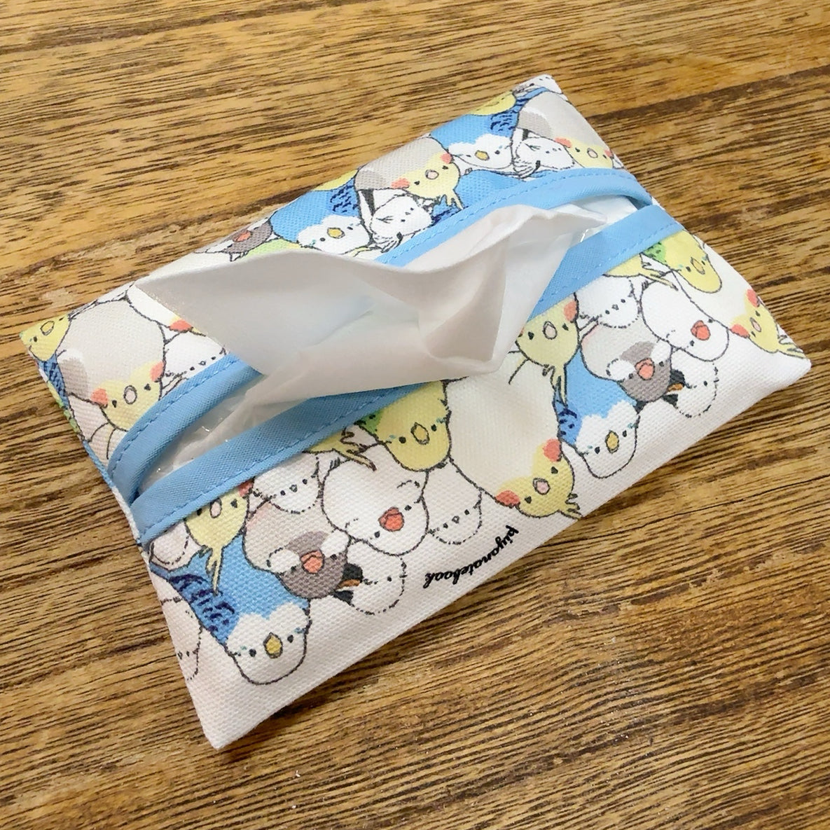 布製ポケットティッシュカバー　シマエナガのインコと文鳥がいっぱい - Sweet Birdie Boutique