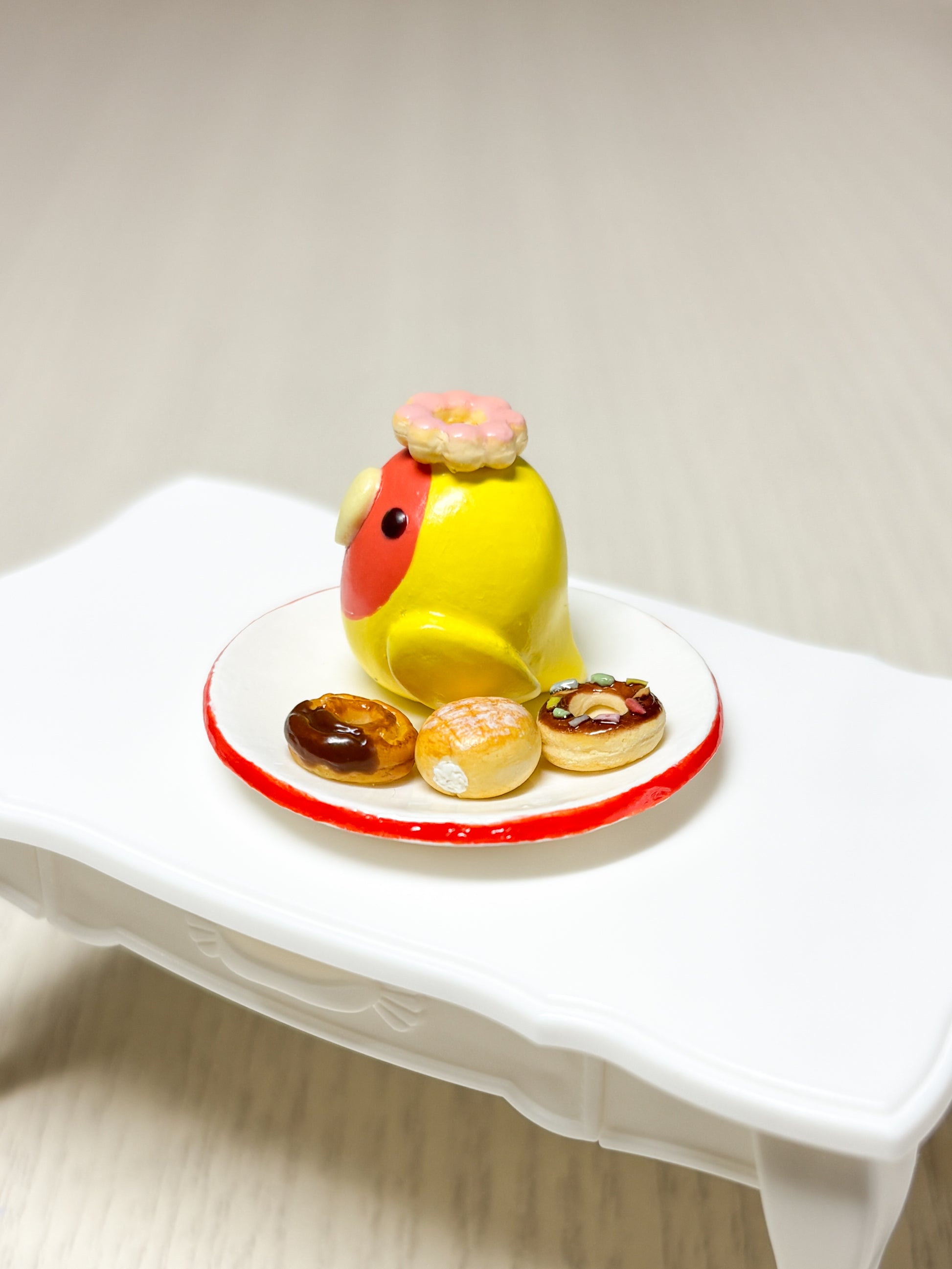 ミニチュア　ドーナツプレート　コザクラインコ　イエロー - Sweet Birdie Boutique