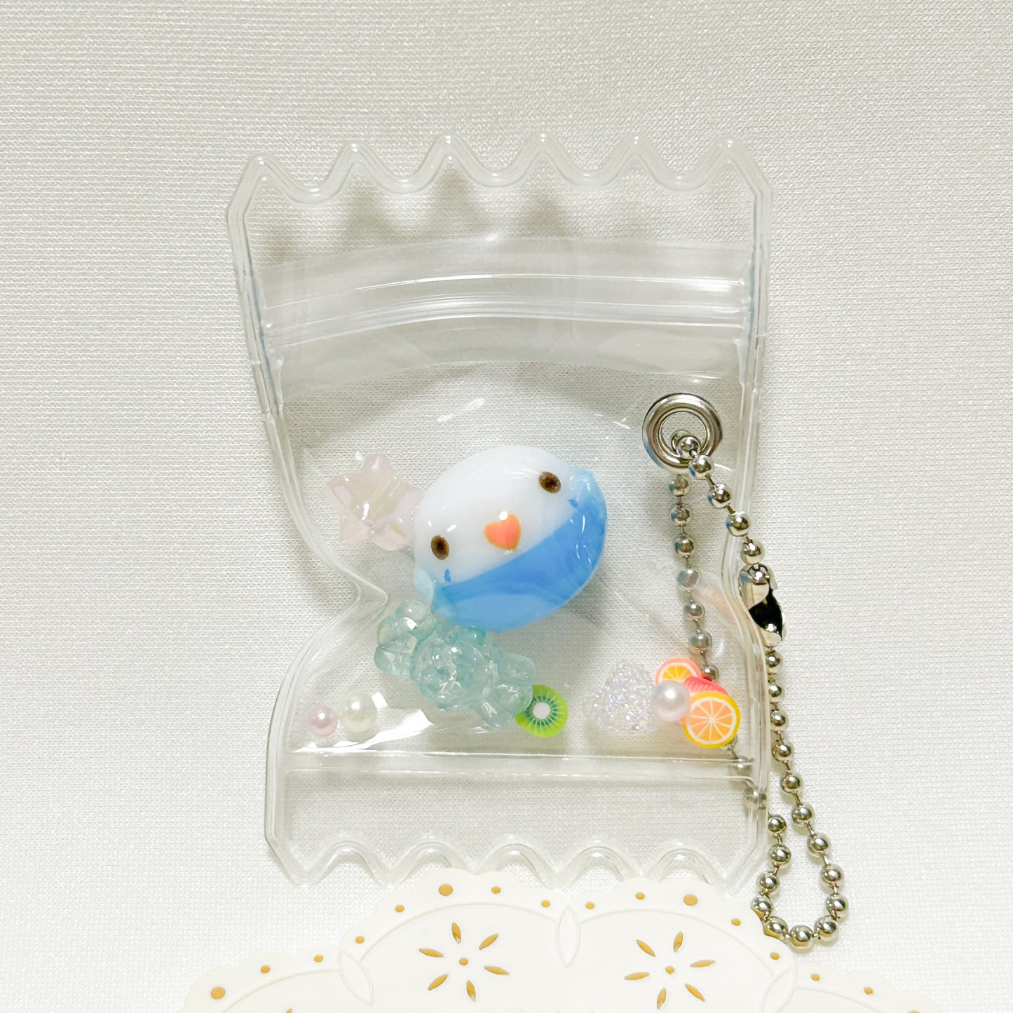 チャーム　しゃかしゃかキャンディバッグ　セキセイインコ　ブルー - Sweet Birdie Boutique