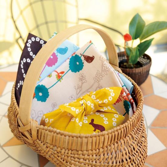 Echino 風呂敷　フロシキ　小鳥とつる草　ベージュ - 小鳥雑貨専門のお店　スウィート・バーディー・ブティック