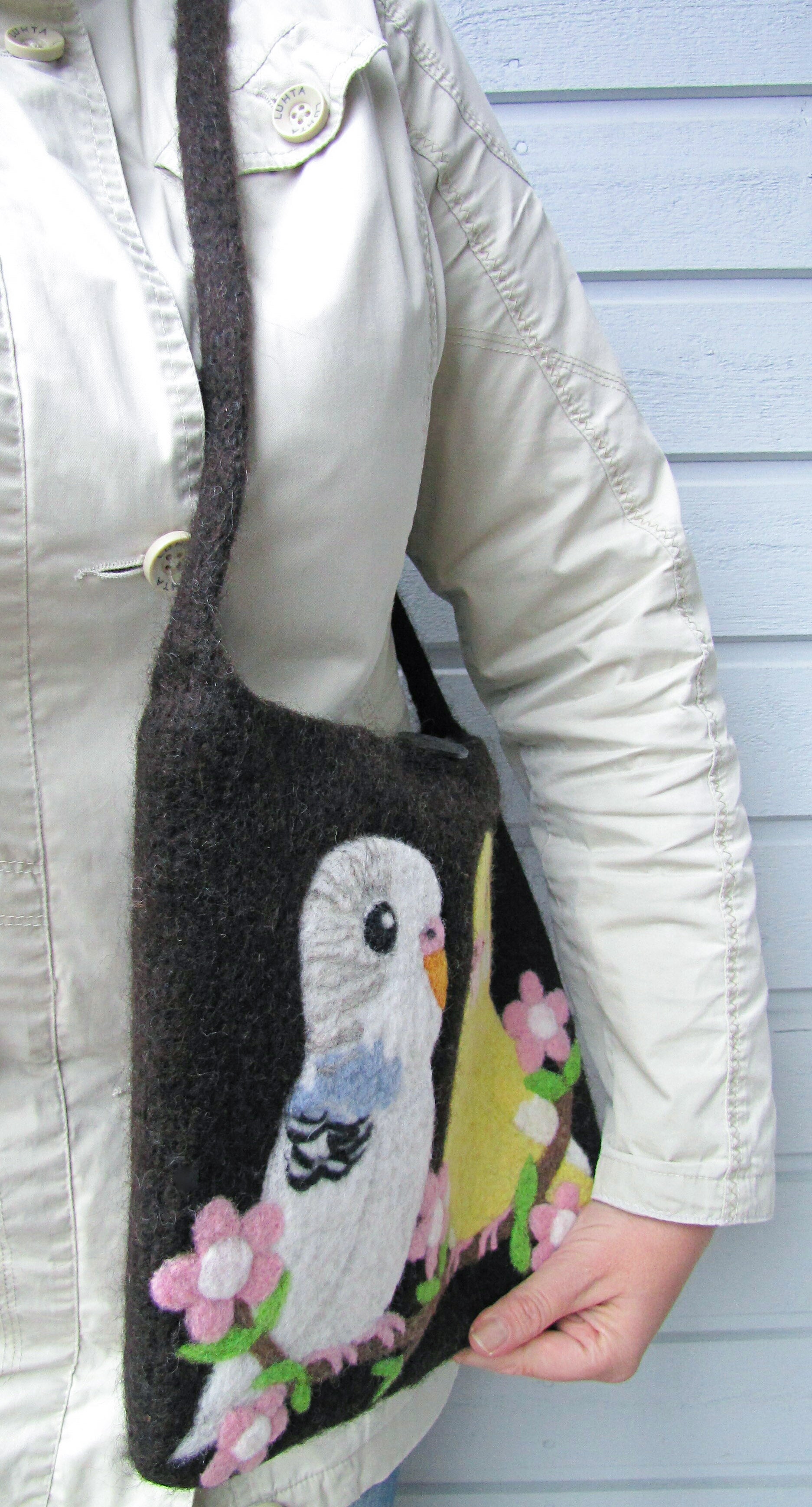 愛鳥コレクション　羊毛フェルトバッグ　セキセイインコ　ラージサイズ - 小鳥雑貨専門のお店　スウィート・バーディー・ブティック